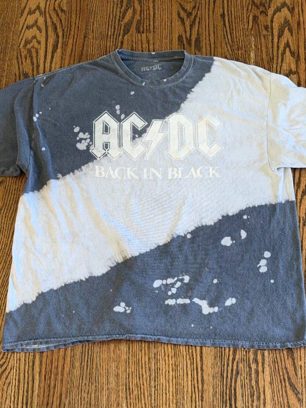 ACDC Back in Black Tie Dye Graphic T Shirt Mens X-Large Bleach Dye Rock Band Tee